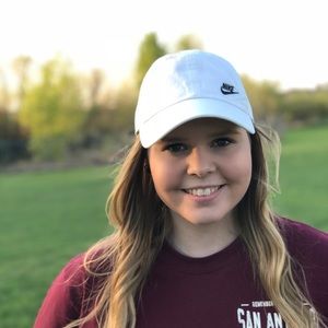 Meet your Posher, Anne